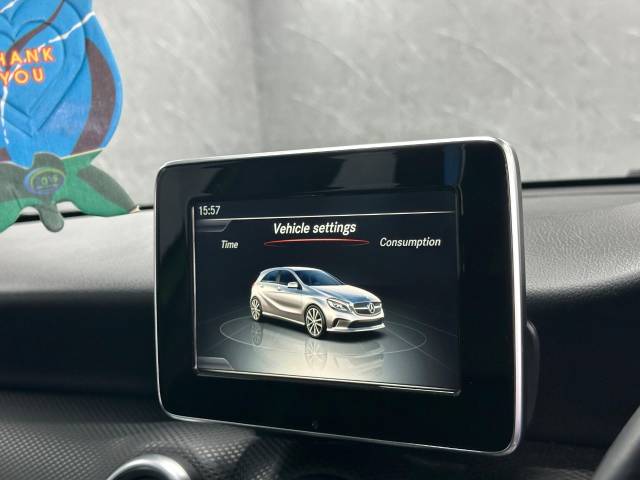 2016 Mercedes-Benz A Class 1.5 A180d SE 5dr NIGHT PACK BLACK ALLOYS ELBAITE GREEN A45 LOOKS ZERO TAX