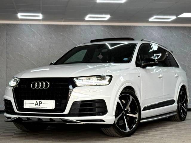 Audi Q7 3.0 50 TDI Quattro Black Edition 5dr Tiptronic PANROOF|UNIT 17 KIT Estate Diesel White