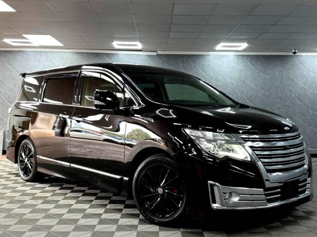 2014 Nissan Elgrand 2.5 AUTO RIDER 8 SEATER|NISMO PACK|BLACK PACK