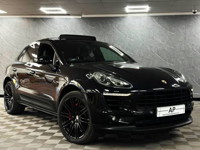 Porsche Macan 3.0 S Diesel 5dr PDK OVER 10K EXTRAS PAN ROOF TURBO ALLOYS Estate Diesel Black