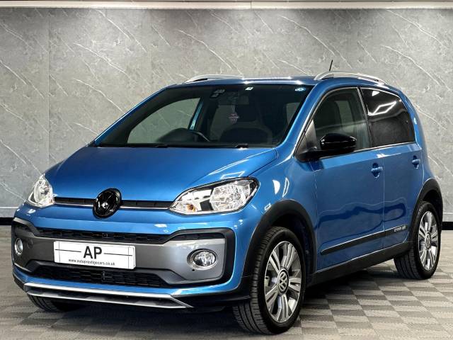2017 Volkswagen Up 1.0 CROSS OVER AUTO 5 DOOR|RARE CROSS OVER MODEL WITH BEATS SOUND