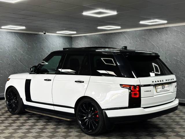 2018 Land Rover Range Rover 3.0 TDV6 Vogue 4dr Auto FUJI WHITE SE SPEC BLACK EDITION  PAN ROOF 360 BLIND SPOT