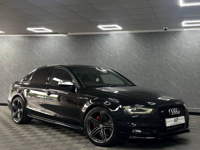 2015 Audi S4 3.0 TFSI V6 S Tronic Quattro BLACK EDITION