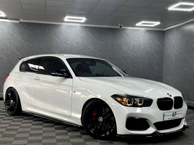 BMW 1 Series 3.0 M140i Shadow Edition 3dr Step Auto Hatchback Petrol White