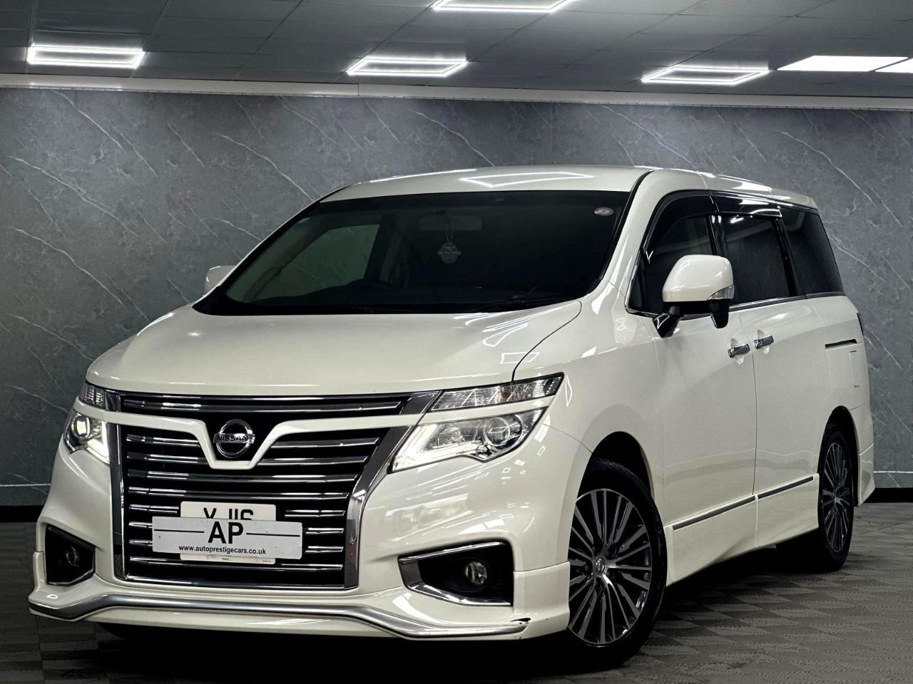 2016 Nissan Elgrand