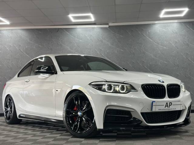 BMW 2 Series 3.0 M240i 2dr [Nav] Step Auto Coupe Petrol White