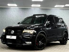VOLKSWAGEN TIGUAN 2017 (17) at Autoprestige Cars Bradford