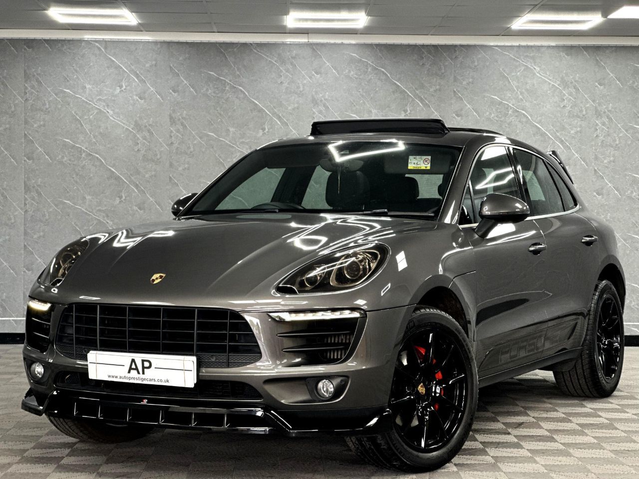 2015 Porsche Macan