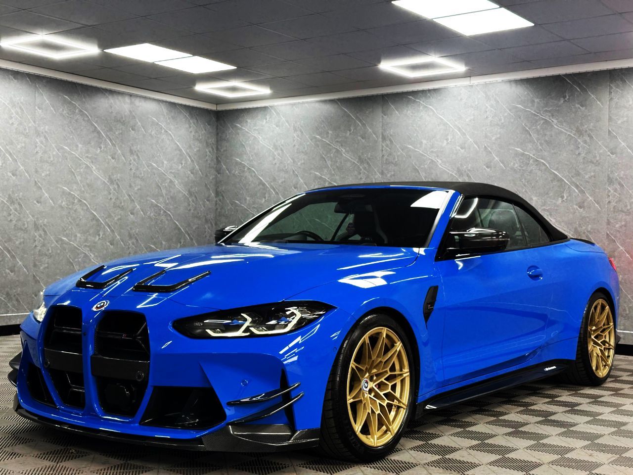 2023 BMW M4