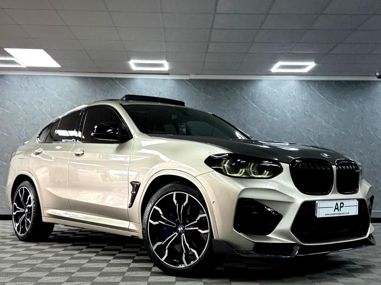 2019 BMW X4-m