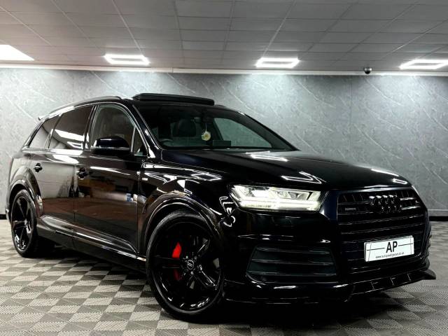 Audi Q7 3.0 50 TDI Quattro Black Edition 5dr Tiptronic HUGE SPEC| AP EXCLUSIVE AERO KIT Estate Diesel Black