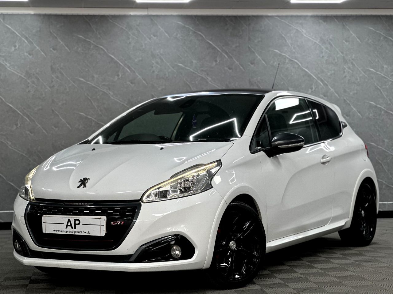 2015 Peugeot 208