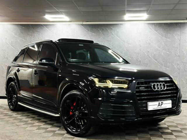 Audi Q7 3.0 TDI Quattro S Line 5dr Tip Auto BLACK EDITION SPEC PAN ROOF BOSE HEADS UP 360 CAMS 2018 MODEL Estate Diesel Black