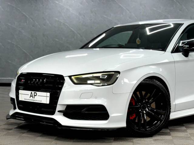 2015 Audi S3 Saloon 2.0 TFSI S Tronic quattro Euro 6 (s/s) 4dr HUGE SPEC | PRISTINE
