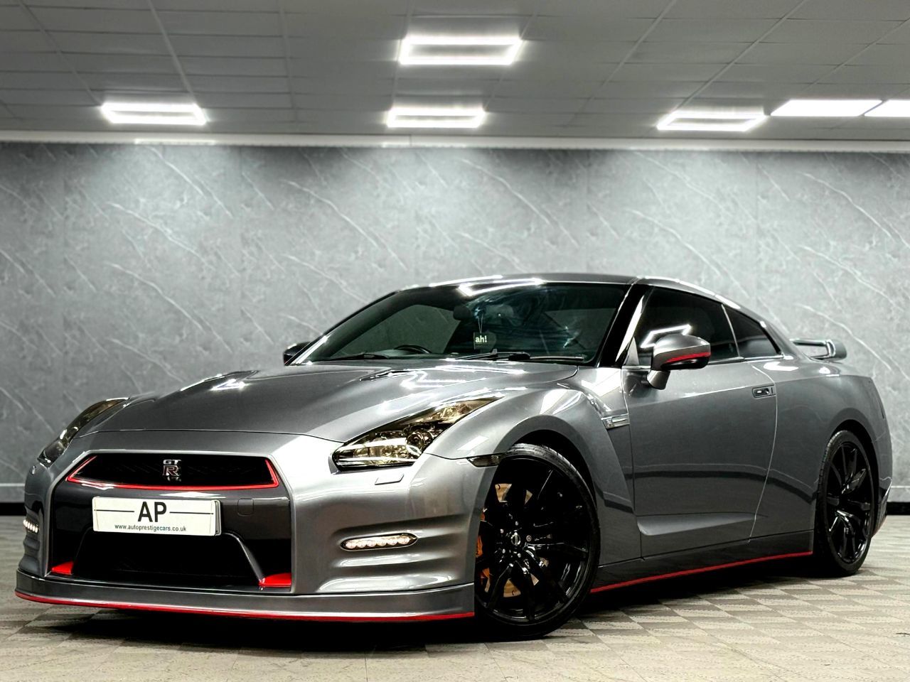 2012 Nissan GT-R