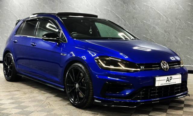 2019 Volkswagen Golf 2.0 TSI 300 R 5dr 4MOTION DSG PANROOF | AKRAPOVIC