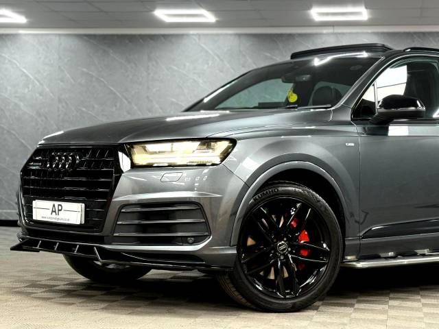 2015 Audi Q7 3.0 TDI Quattro S Line Black edition Spec 5dr Tip Auto VERY HIGH SPEC