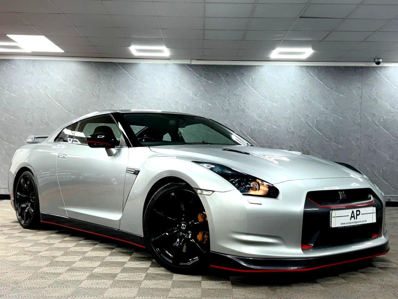 2010 Nissan GT-R