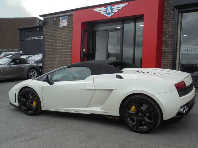 2012 Lamborghini Gallardo 5.2 LP 560-4 SPIDER FACELIFT MODEL WITH PERFORMANTE SPECIFICATION