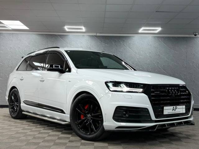 Audi Q7 3.0i PETROL S LINE EX|VIRTUAL DASH|360 CAMERAS|REAR BLINDS MPV Petrol White