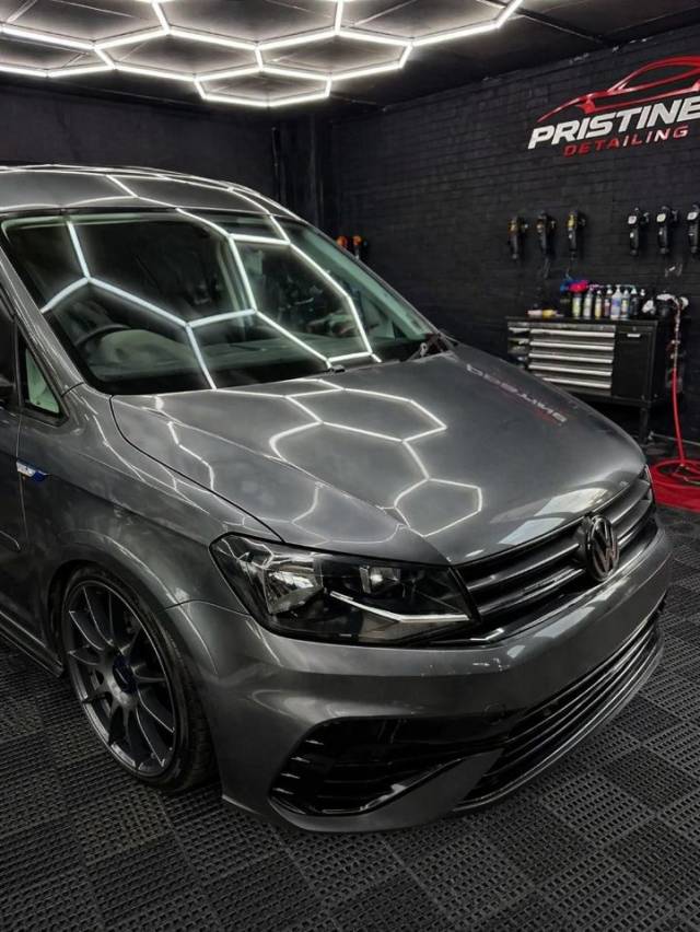 Volkswagen Caddy 2.0 TDI BlueMotion Tech 150PS Highline Nav Van DSG Crew Van Diesel Grey