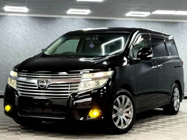 2011 Nissan Elgrand 2.5 XTRONIC CVT AUTOMATIC 8 SEATER