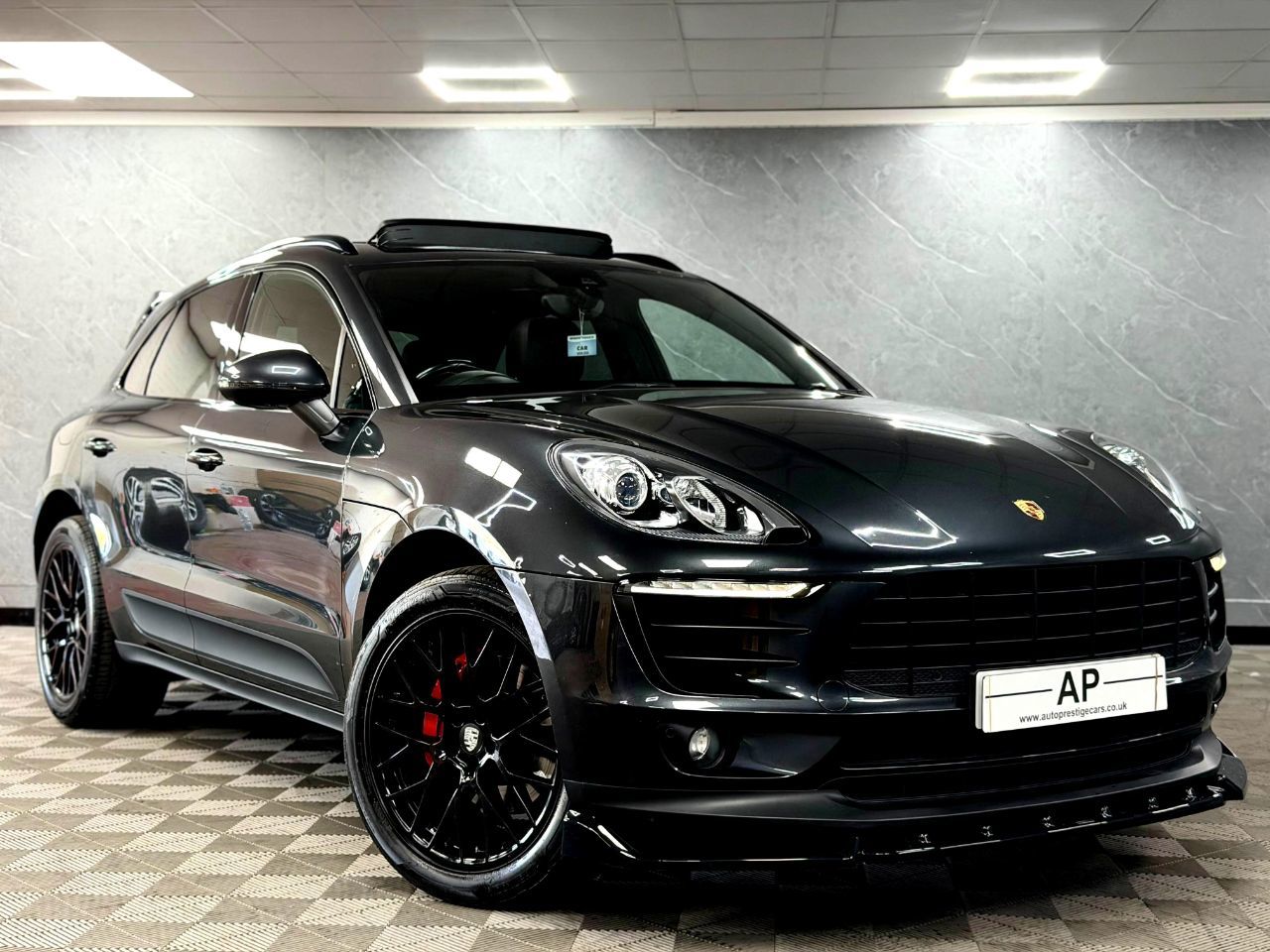 2016 Porsche Macan