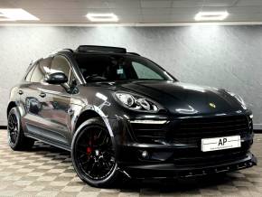 PORSCHE MACAN at Autoprestige Cars Bradford