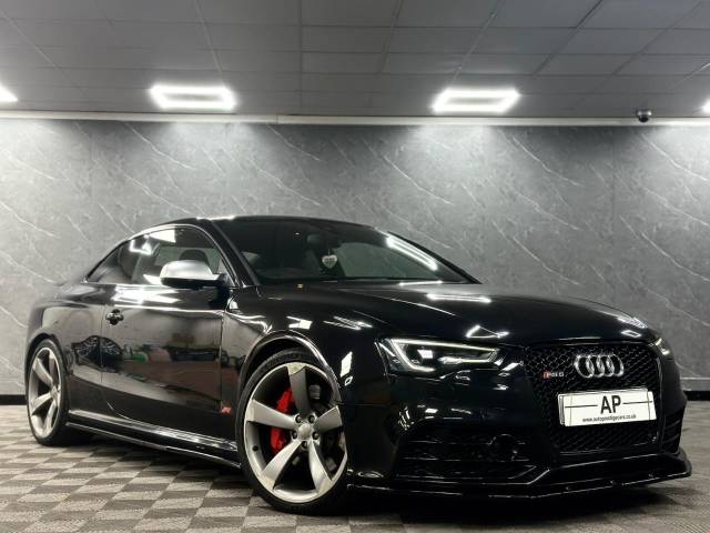 Audi RS5 4.2 FSI Quattro 2dr S Tronic Coupe Petrol Black