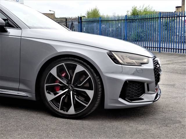 2018 Audi RS4 2.9 TFSI Quattro 5dr Tip tronic AS NEW MASSIVE SPEC WITH NEARLY ALL OPTIONS VATQ