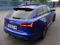 Audi RS6 4.0T FSI Quattro RS 6 Performance 5dr Tip Auto MASSIVE SPEC MANY EXTRAS 1 OWNER Estate Petrol Blue