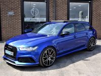 Audi RS6 4.0T FSI Quattro RS 6 Performance 5dr Tip Auto MASSIVE SPEC MANY EXTRAS 1 OWNER Estate Petrol Blue