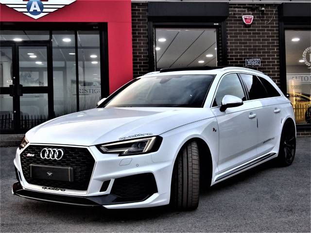 Audi RS4 Avant 2.9 QUATTRO MASSIVE SPEC PEARL WHITE PAN ROOF VATQ Four Wheel Drive Petrol Pearl White