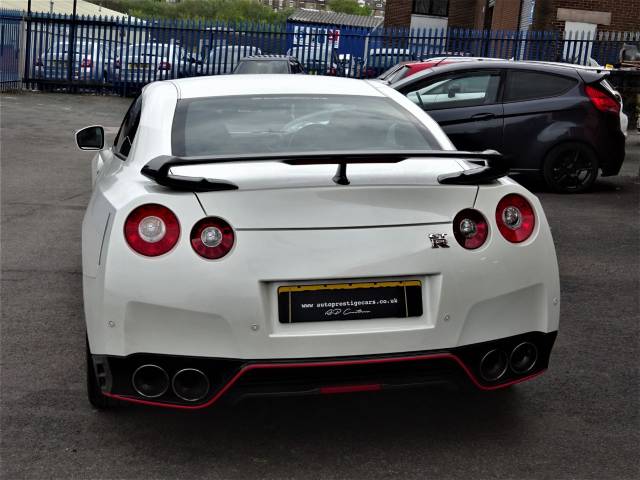 2011 Nissan GT-R 3.8 NISMO STYLING DIAMOND WHITE RECARO EDITION CARBON FIBRE UPGRADES 650 BHP BY AC SPEEDTECH