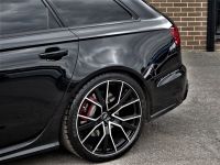 Audi RS6 4.0T FSI Quattro RS 6 Performance 5dr Tip Auto MYTHOS BLACK HUGH SPEC 1 OWNER Estate Petrol Black
