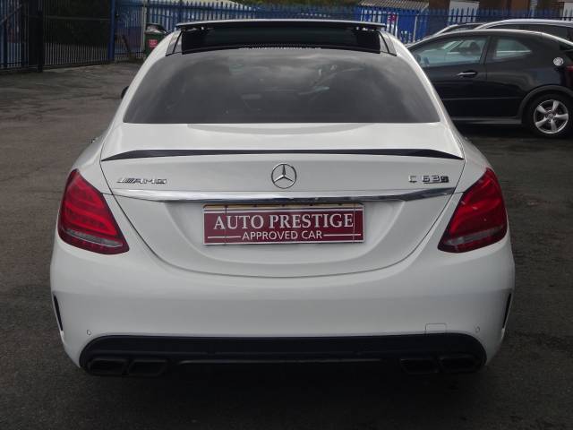 2015 Mercedes-Benz C Class 4.0 C63 S Premium 4dr Auto WITH PAN ROOF JUST HAD 2500 SPENT AT MB