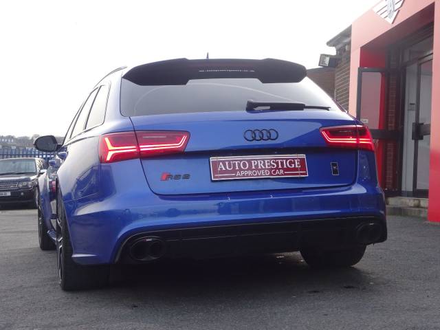 2017 Audi RS6 4.0T FSI Quattro Performance AKRAPOVIC MASSIVE SPEC 67 REG LOW MILEAGE OVER 10K EXTRAS