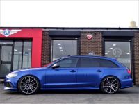 Audi RS6 4.0T FSI Quattro Performance AKRAPOVIC MASSIVE SPEC 67 REG LOW MILEAGE OVER 10K EXTRAS Estate Petrol Sepang Blue Pearl Effect