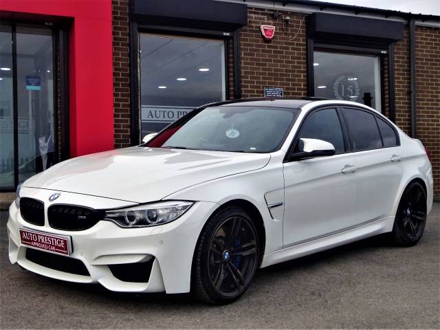 BMW M3 3.0 M3 4dr DCT HUGH SPEC 1 OWNER FROM NEW MINERAL WHITE Saloon Petrol White