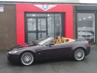 Aston Martin V8 Vantage 4.7 VANTAGE LOW MILEAGE ROADSTER CONVERTIBLE Convertible Petrol Red