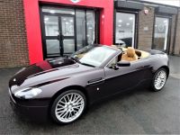 Aston Martin V8 Vantage 4.7 VANTAGE LOW MILEAGE ROADSTER CONVERTIBLE Convertible Petrol Red