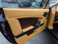 Aston Martin V8 Vantage 4.7 VANTAGE LOW MILEAGE ROADSTER CONVERTIBLE Convertible Petrol Red