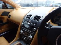 Aston Martin V8 Vantage 4.7 VANTAGE LOW MILEAGE ROADSTER CONVERTIBLE Convertible Petrol Red
