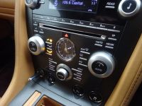 Aston Martin V8 Vantage 4.7 VANTAGE LOW MILEAGE ROADSTER CONVERTIBLE Convertible Petrol Red