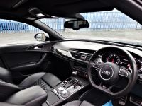 Audi RS6 4.0T FSI Quattro 5dr Tip Auto LOW MILEAGE 2 OWNERS PAN ROOF STEALTH PACK Estate Petrol Black